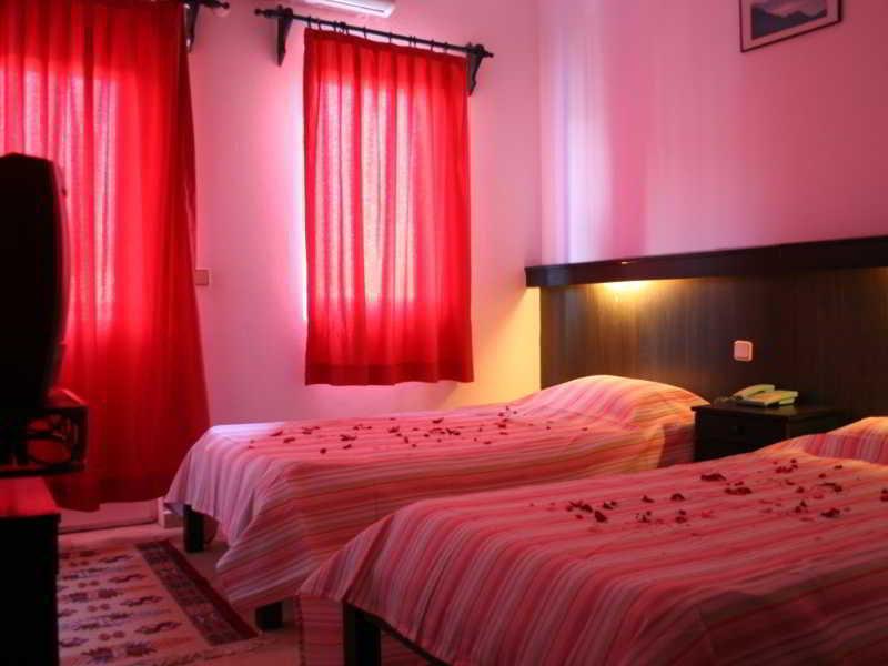 Kalender Hotel Αλικαρνασσός Εξωτερικό φωτογραφία