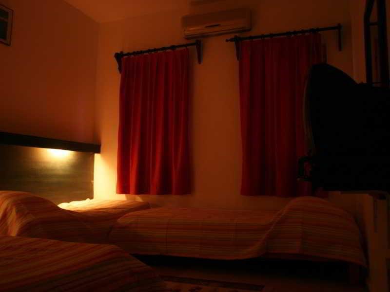 Kalender Hotel Αλικαρνασσός Εξωτερικό φωτογραφία